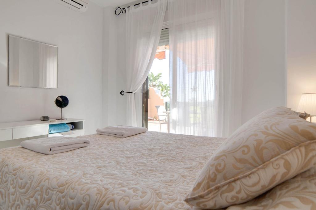 Apartamento Alta Loma With Bbq, Sea Views, Pool, Wifi Sleeps 6 Apartamento Fuengirola Exterior foto